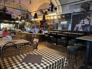 Budapest 5 kerület Iconic Gulyás Lángos