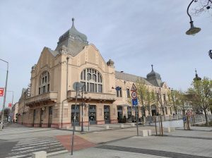 Gallery image