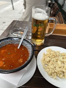 Budapest 5 kerület Grinzingi Borozó