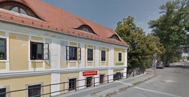 Gallery image