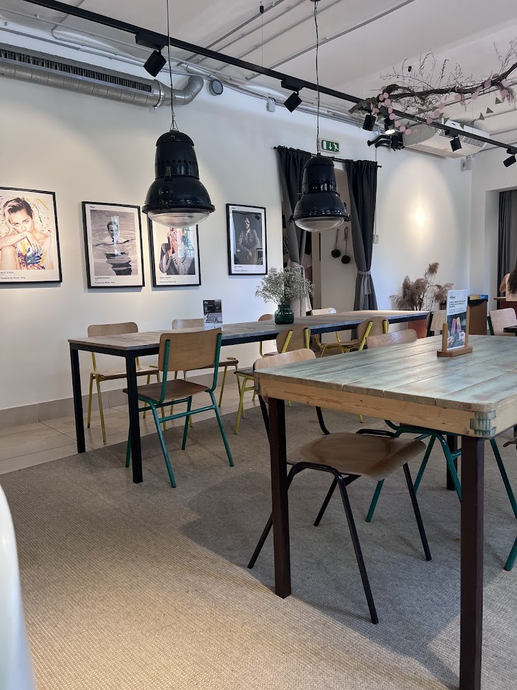 Gallery image