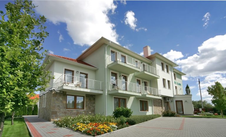 Gallery image