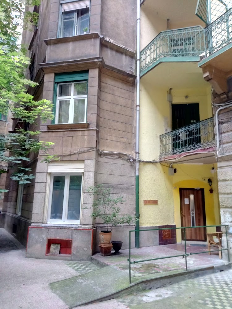 Gallery image