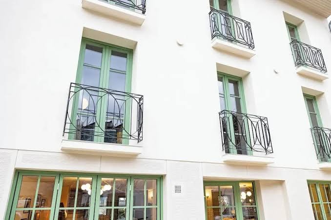 Gallery image