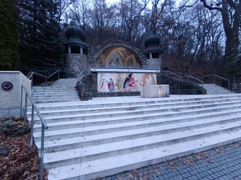 Gallery image