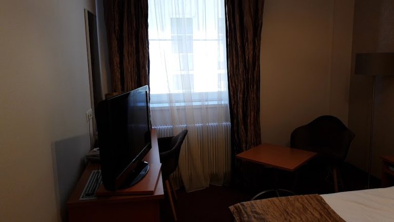 Gallery image