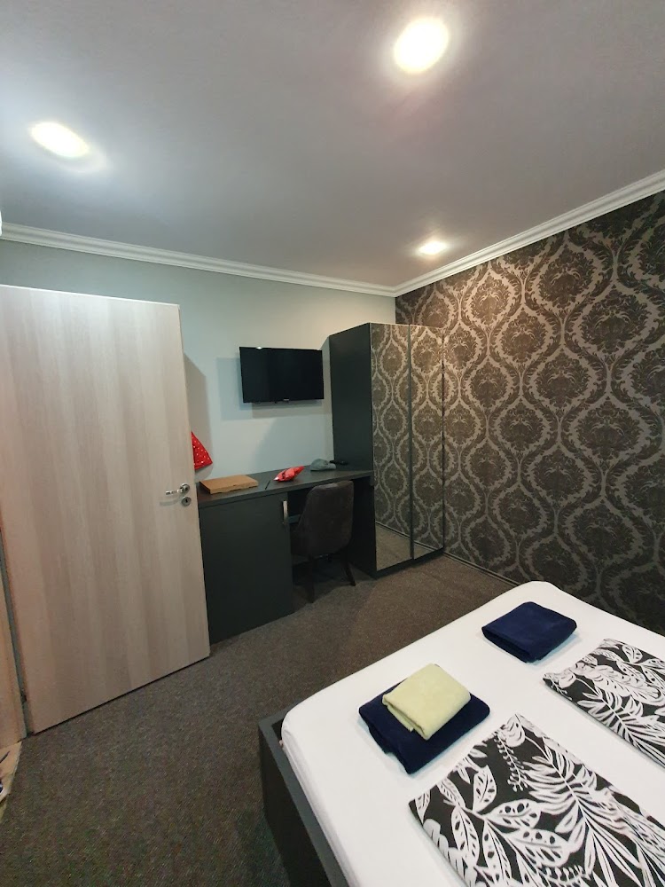 Gallery image