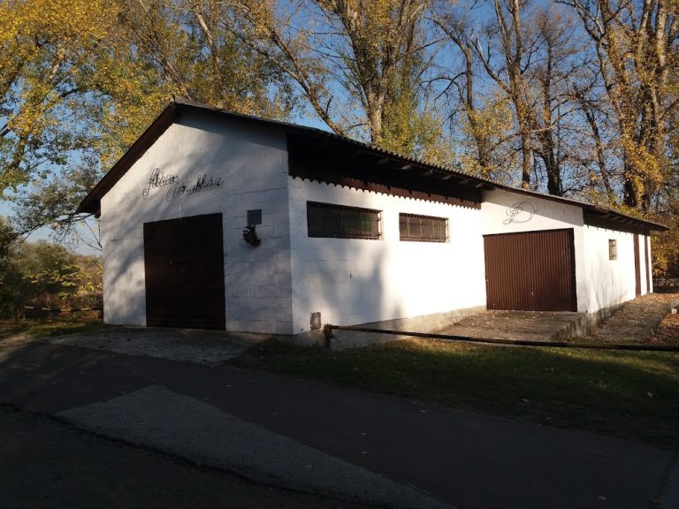 Gallery image
