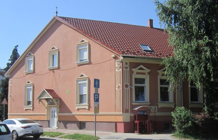 Gallery image