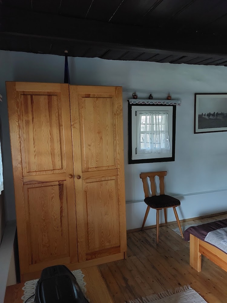 Gallery image